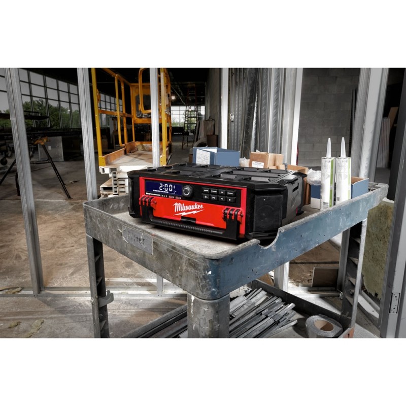 Radijas-įkroviklis MILWAUKEE M18 PRCDAB+-0 Packout